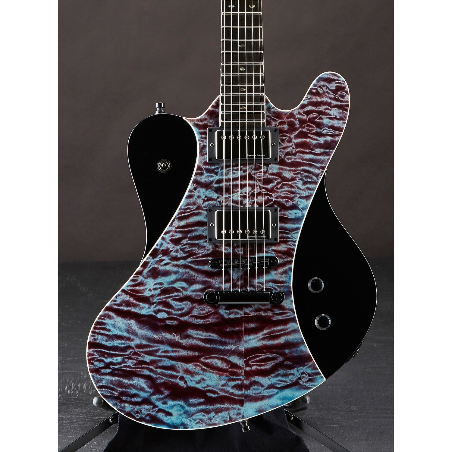 Электрогитара Framus Idolmaker Masterbuilt Midnight Blue
Электрогитара Framus Idolmaker Masterbuilt Midnight Blue