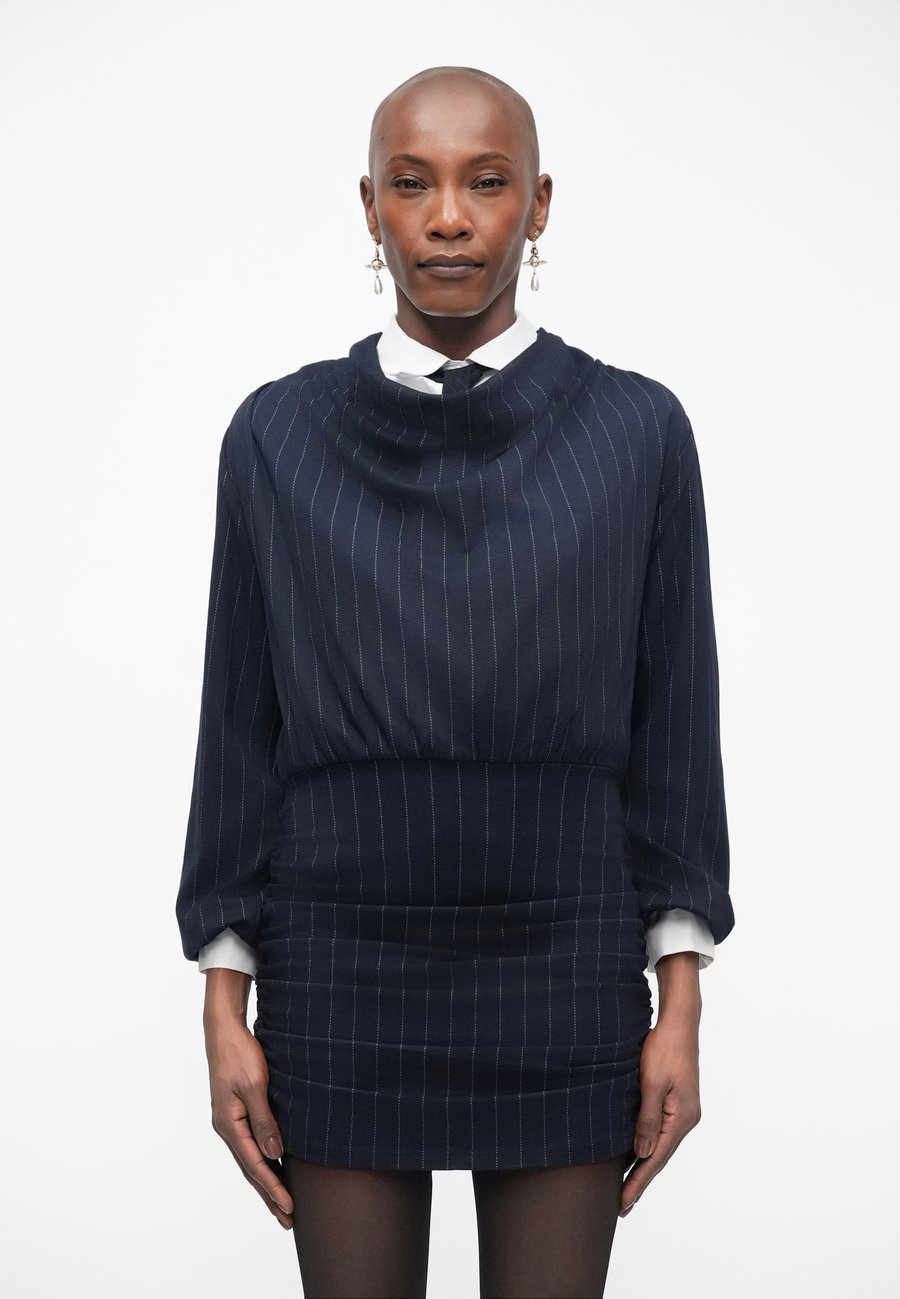 Платье DESIGNERS REMIX ROSIE SHORT DRESS, Dark Blue
Платье DESIGNERS REMIX ROSIE SHORT DRESS, Dark Blue