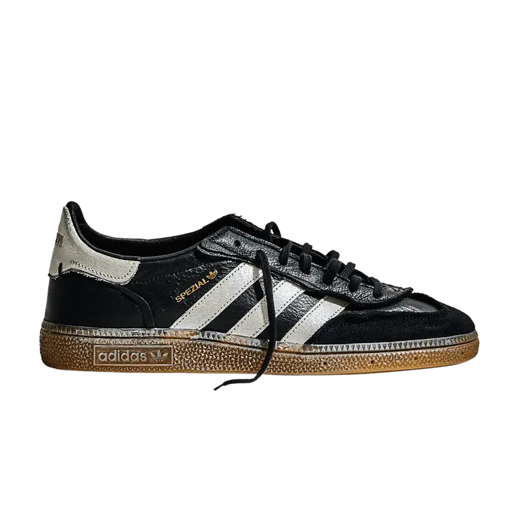 Кроссовки adidas INVINCIBLE x Handball Spezial 'Terrace Redefined Pack - Black', черный
Кроссовки adidas INVINCIBLE x Handball Spezial 'Terrace Redefined Pack - Black', черный