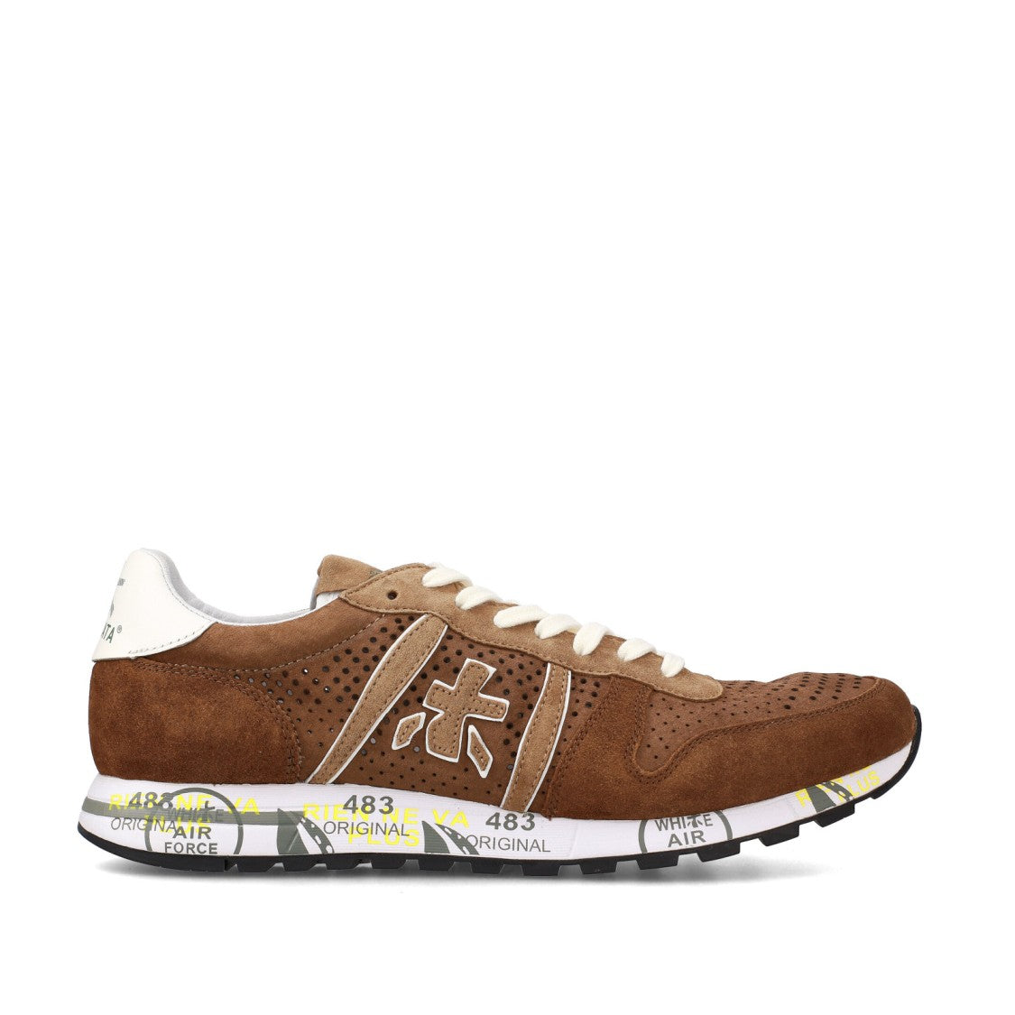 Эрик Кроссовки из перфорированной коричневой замши PREMIATA
Эрик Кроссовки из перфорированной коричневой замши PREMIATA