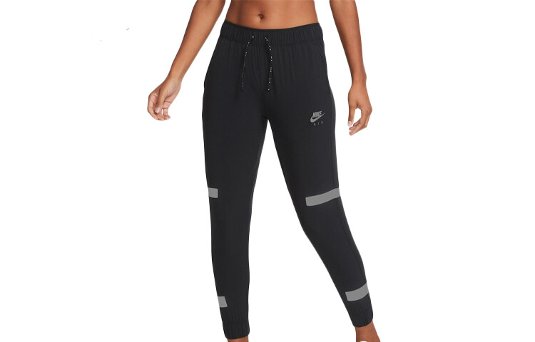 Женские трикотажные спортивные штаны Nike, цвет Black
Женские трикотажные спортивные штаны Nike, цвет Black