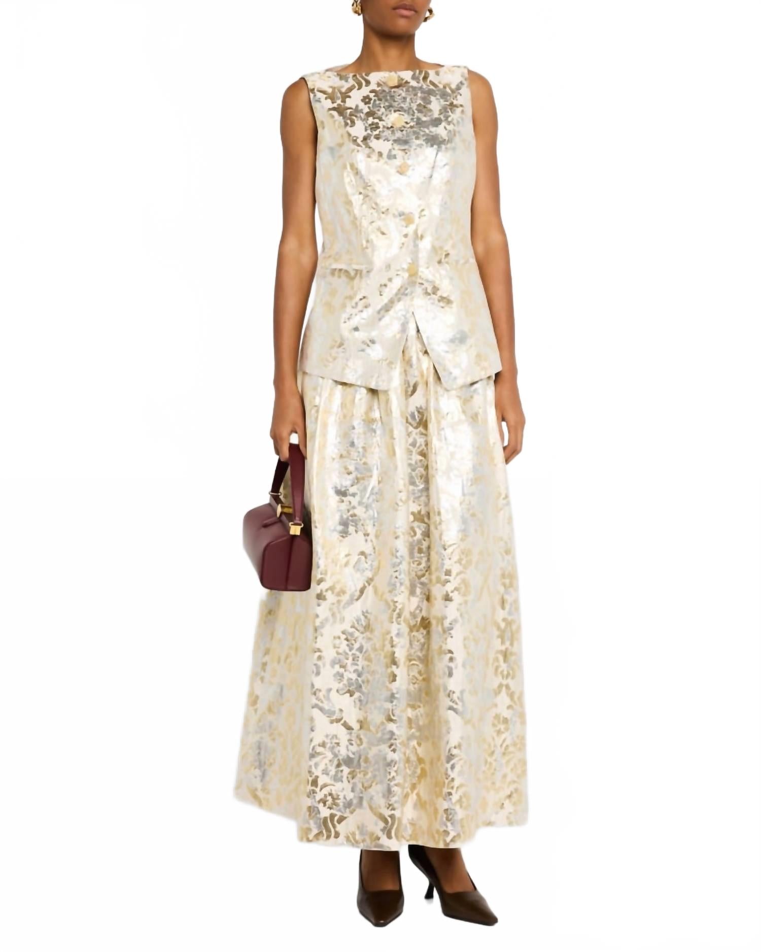 Жилет металлизированный жаккардовый с вырезом лодочкой, перламутровый металлик Lafayette 148, металлик
Жилет металлизированный жаккардовый с вырезом лодочкой, перламутровый металлик Lafayette 148, металлик