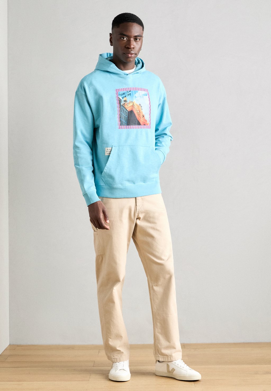 Толстовка с капюшоном JOE JONAS WASHED ARTWORK HOODIE Scotch & Soda, синий
Толстовка с капюшоном JOE JONAS WASHED ARTWORK HOODIE Scotch & Soda, синий