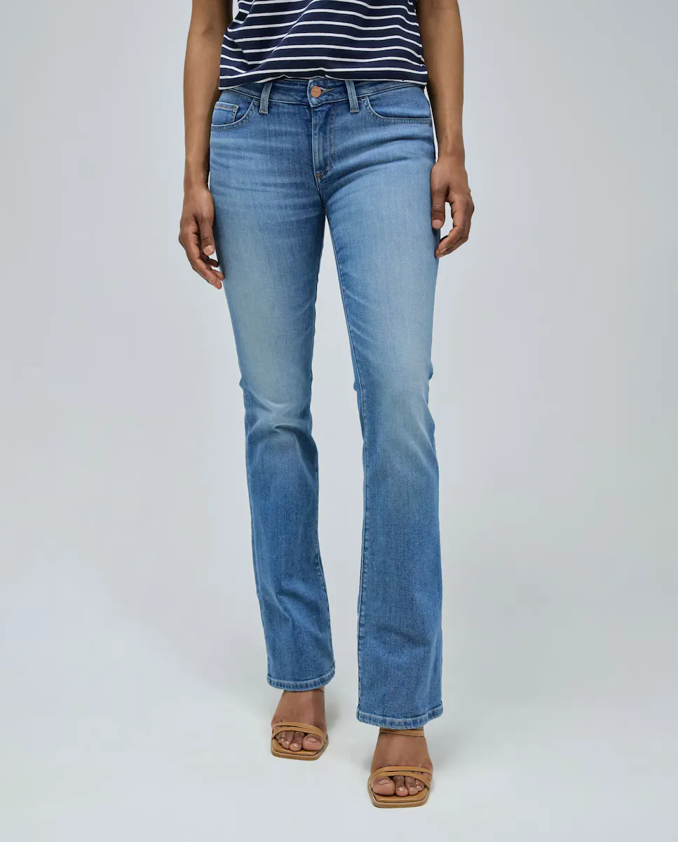 Расклешенные джинсы с эффектом пуш-ап и карманами Wonder Women's Salsa Jeans, синий
Расклешенные джинсы с эффектом пуш-ап и карманами Wonder Women's Salsa Jeans, синий