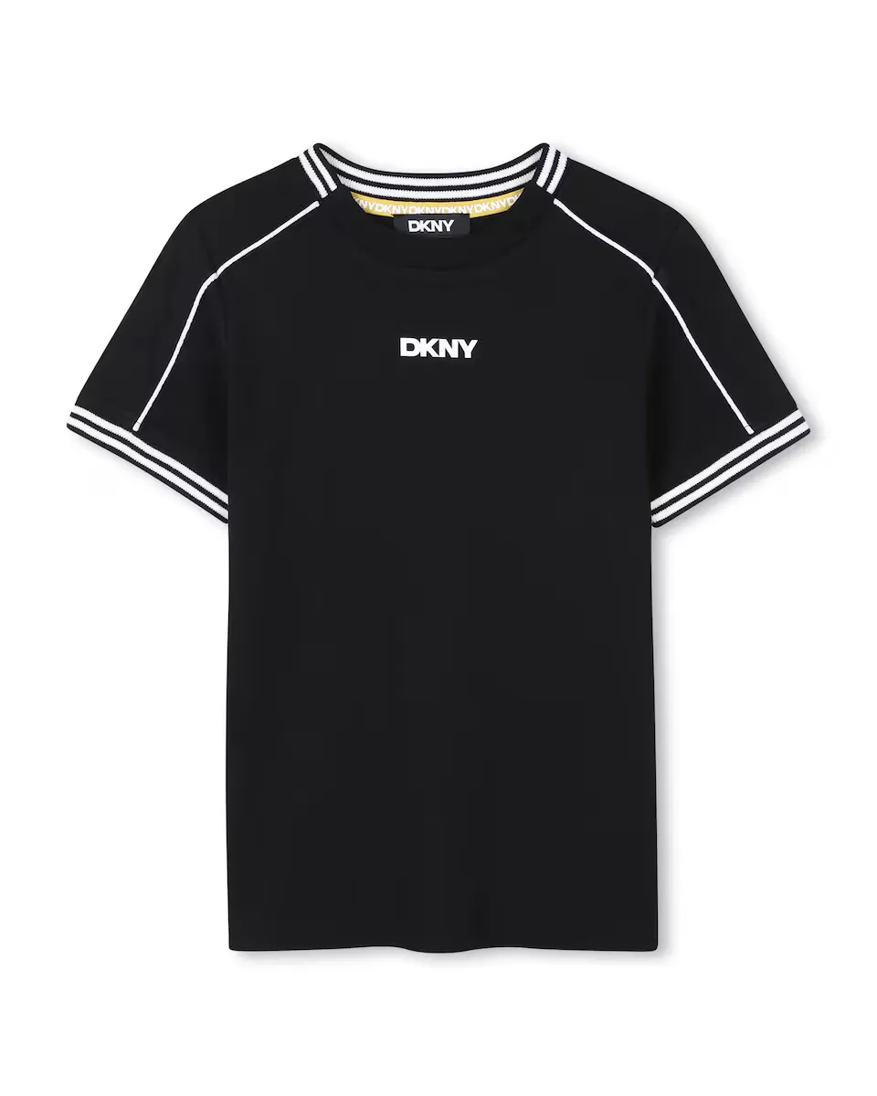 Футболка из хлопка с коротким рукавом DKNY, чёрный
Футболка из хлопка с коротким рукавом DKNY, чёрный