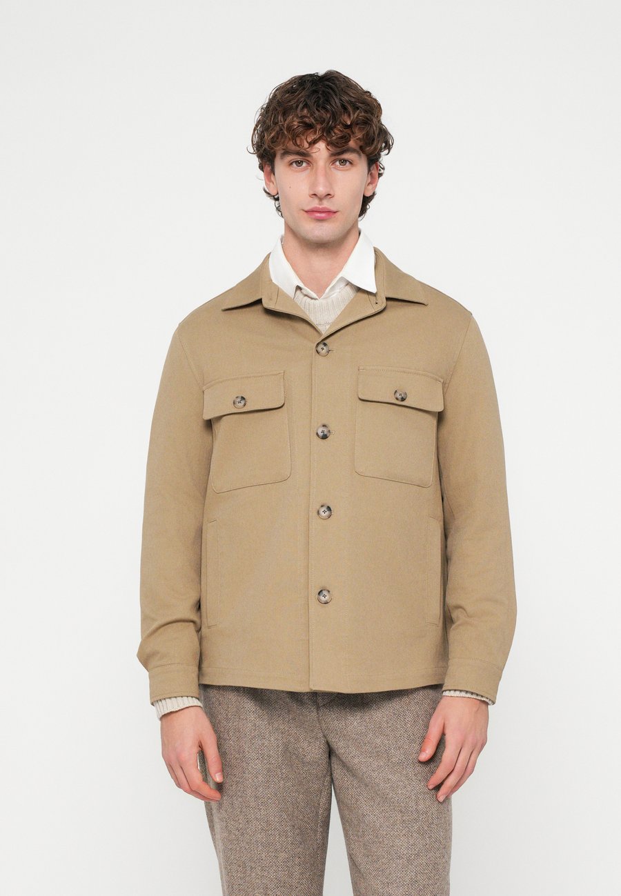 Куртка BOSS CARPER, Dark Beige/Camel
Куртка BOSS CARPER, Dark Beige/Camel