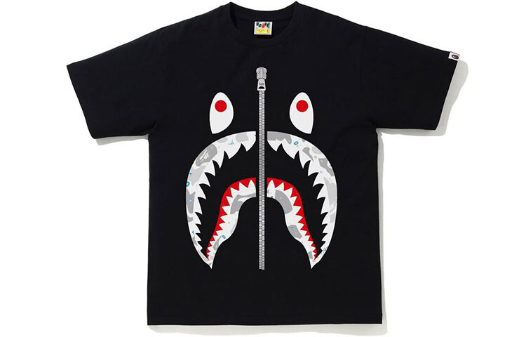 Футболка Shark Series для мужчин A Bathing Ape, черный
Футболка Shark Series для мужчин A Bathing Ape, черный