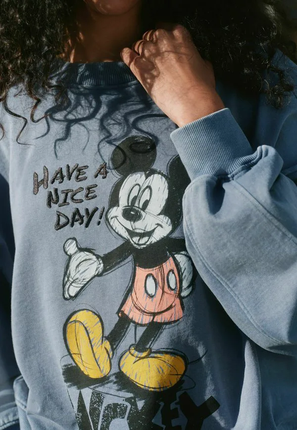 Толстовка стандартного кроя с изображением микки мауса, прошедшая стирку. Next, Blue, Синий, Толстовка стандартного кроя с изображением микки мауса, прошедшая стирку. Next, Blue
Толстовка стандартного кроя с изображением микки мауса, прошедшая стирку. Next, Blue, Синий, Толстовка стандартного кроя с изображением микки мауса, прошедшая стирку. Next, Blue