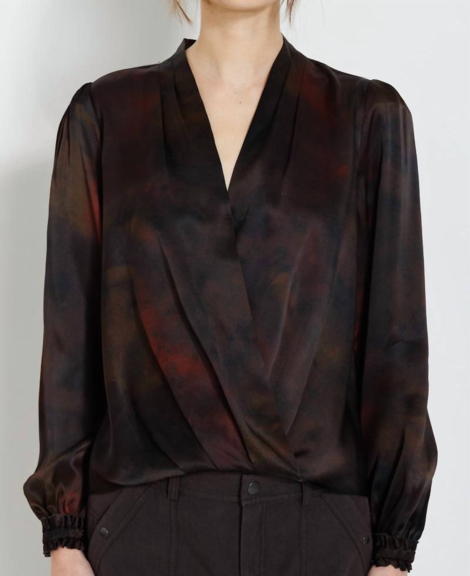 Блузка Go Boho Surplus с принтом в цвете земля/ветер/огонь Go by Go Silk, цвет earth/wind/fire
Блузка Go Boho Surplus с принтом в цвете земля/ветер/огонь Go by Go Silk, цвет earth/wind/fire