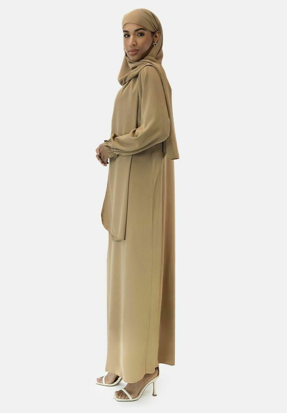 Платье макси Elara, хаки
Платье макси Elara, хаки