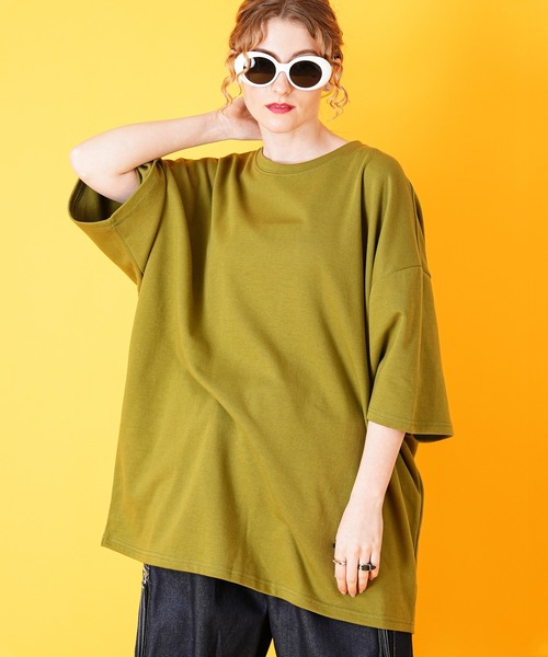 Футболка, крой Big Punch, бренд A.p.o.v., цвет хаки
Футболка, крой Big Punch, бренд A.p.o.v., цвет хаки