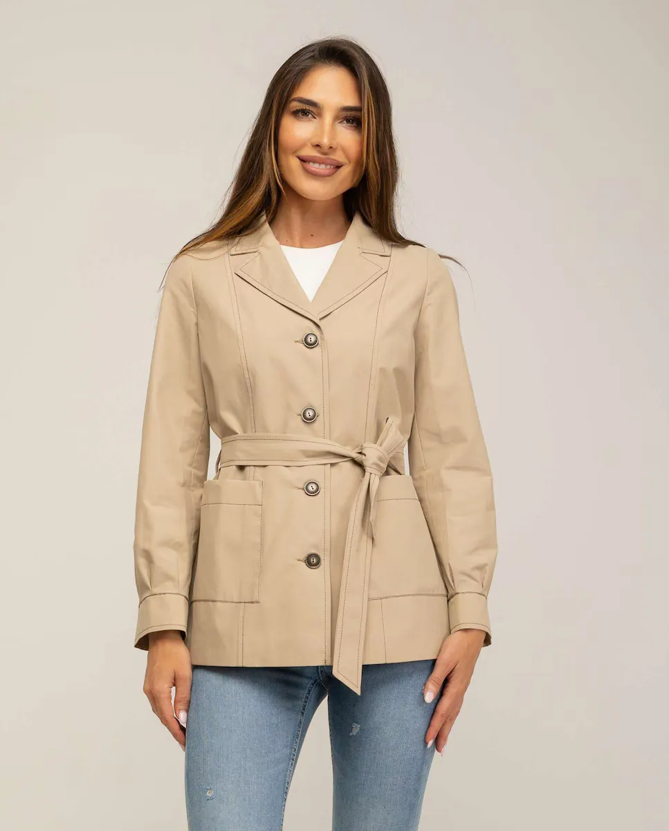 Женский жакет с воротником-лацканом и поясом-завязкой Fsh, бежевый
Женский жакет с воротником-лацканом и поясом-завязкой Fsh, бежевый