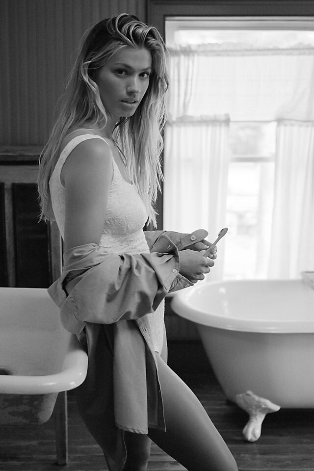 Майка Anthropologie Hannah с бесшовной текстурой, белый
Майка Anthropologie Hannah с бесшовной текстурой, белый