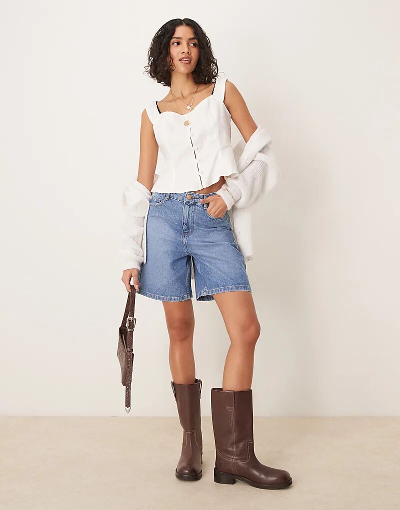 Длинные джинсовые шорты Nobody's Child Brixton, цвет средний
Длинные джинсовые шорты Nobody's Child Brixton, цвет средний