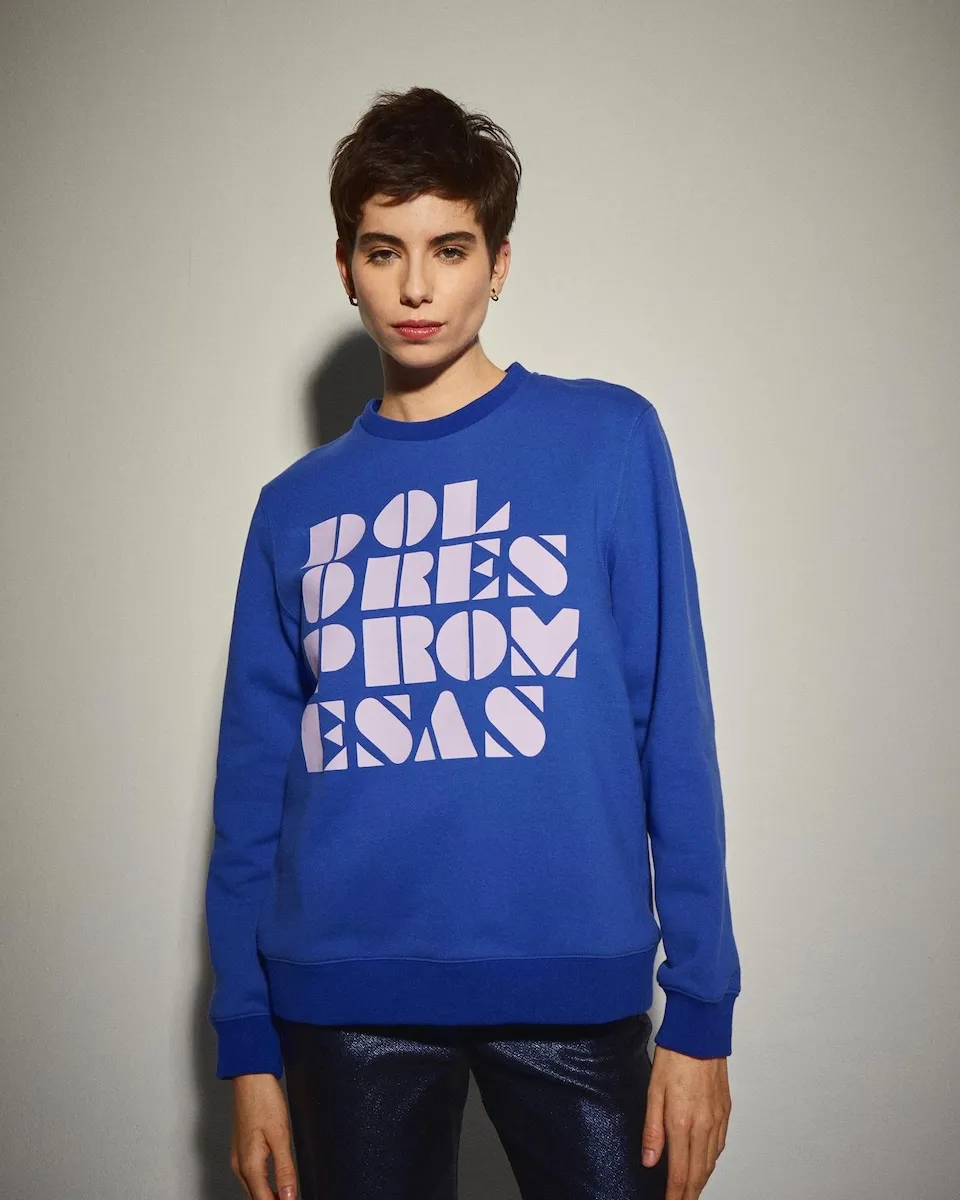 Женский свитшот с логотипом и длинными рукавами на манжетах Dolores Promesas, синий
Женский свитшот с логотипом и длинными рукавами на манжетах Dolores Promesas, синий