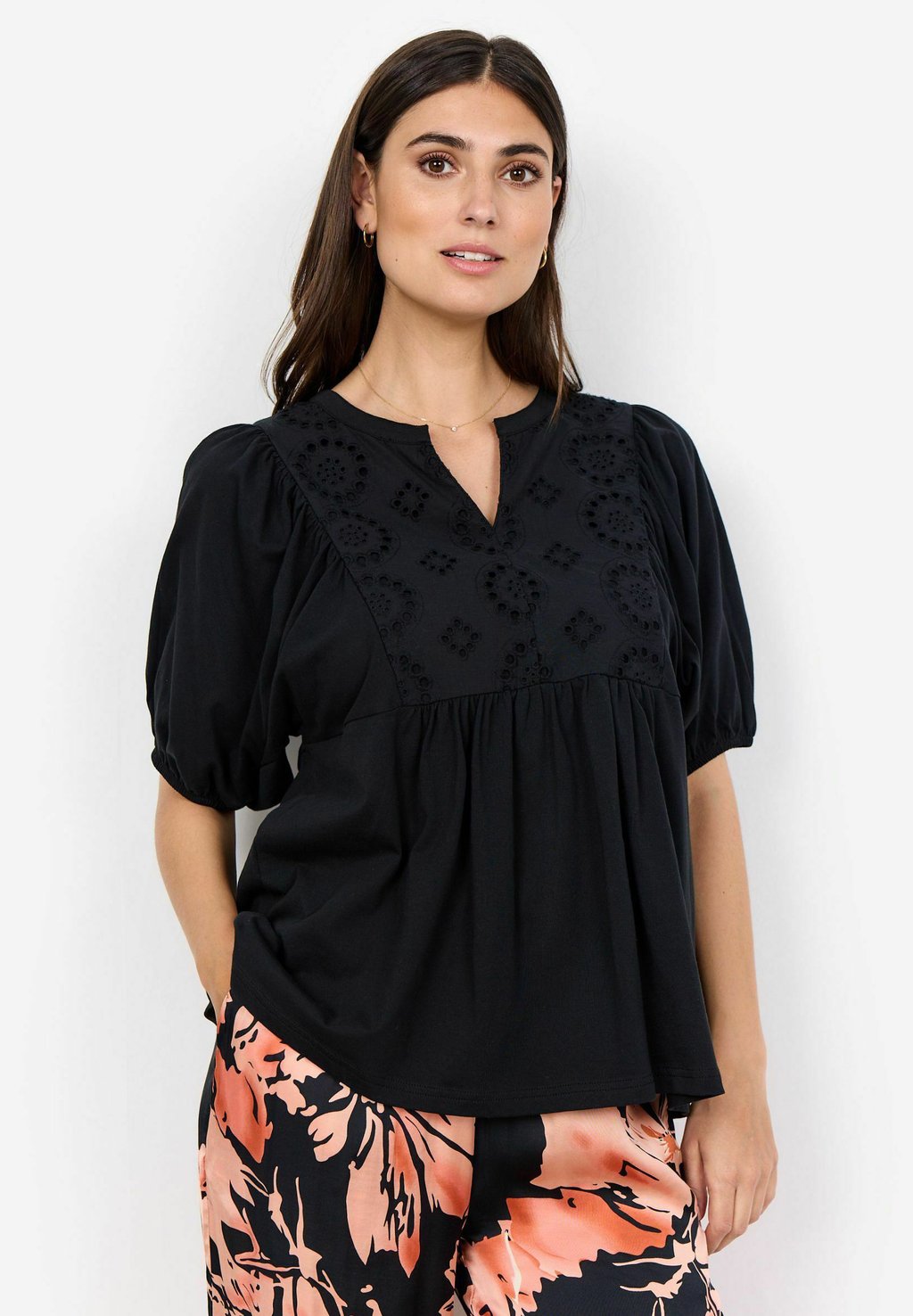 Блуза SC-LORAINE 7 Soyaconcept, черный
Блуза SC-LORAINE 7 Soyaconcept, черный