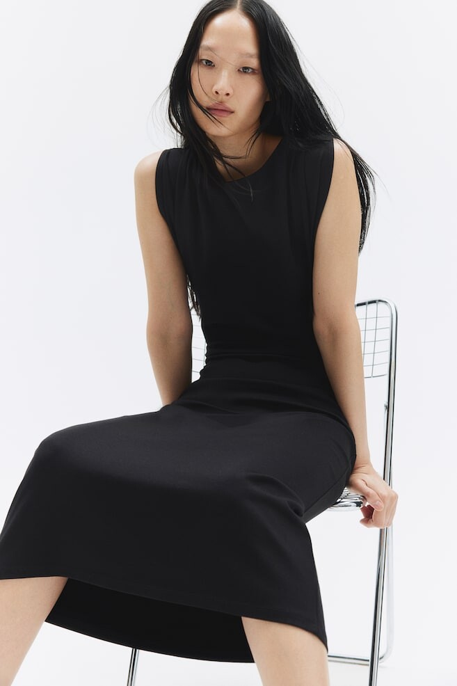 Платье из джерси с вырезом лодочкой H&M, черный
Платье из джерси с вырезом лодочкой H&M, черный