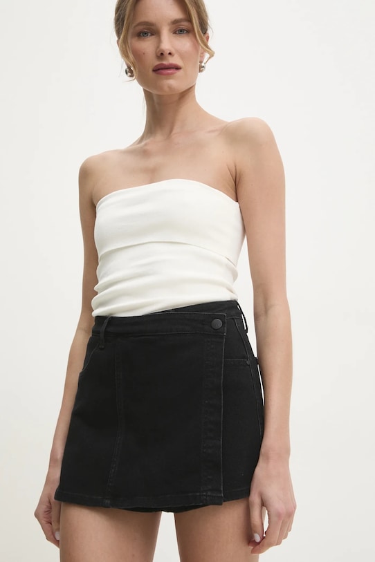 Джинсовые шорты Answear.Lab, черный
Джинсовые шорты Answear.Lab, черный