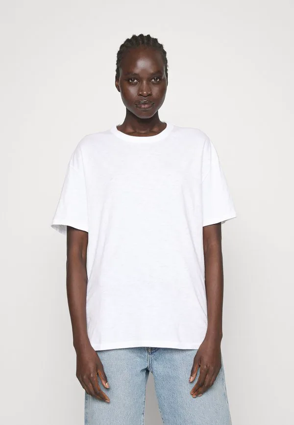 Мини-Футболка в стиле бойфренд из фактурной ткани, базовая футболка Rag & Bone, White, Белый, Мини-Футболка в стиле бойфренд из фактурной ткани, базовая футболка Rag & Bone, White
Мини-Футболка в стиле бойфренд из фактурной ткани, базовая футболка Rag & Bone, White, Белый, Мини-Футболка в стиле бойфренд из фактурной ткани, базовая футболка Rag & Bone, White