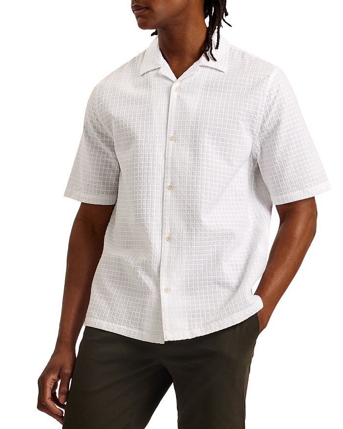 Текстурированная рубашка с коротким рукавом и застежкой на пуговицы Ted Baker, белый
Текстурированная рубашка с коротким рукавом и застежкой на пуговицы Ted Baker, белый