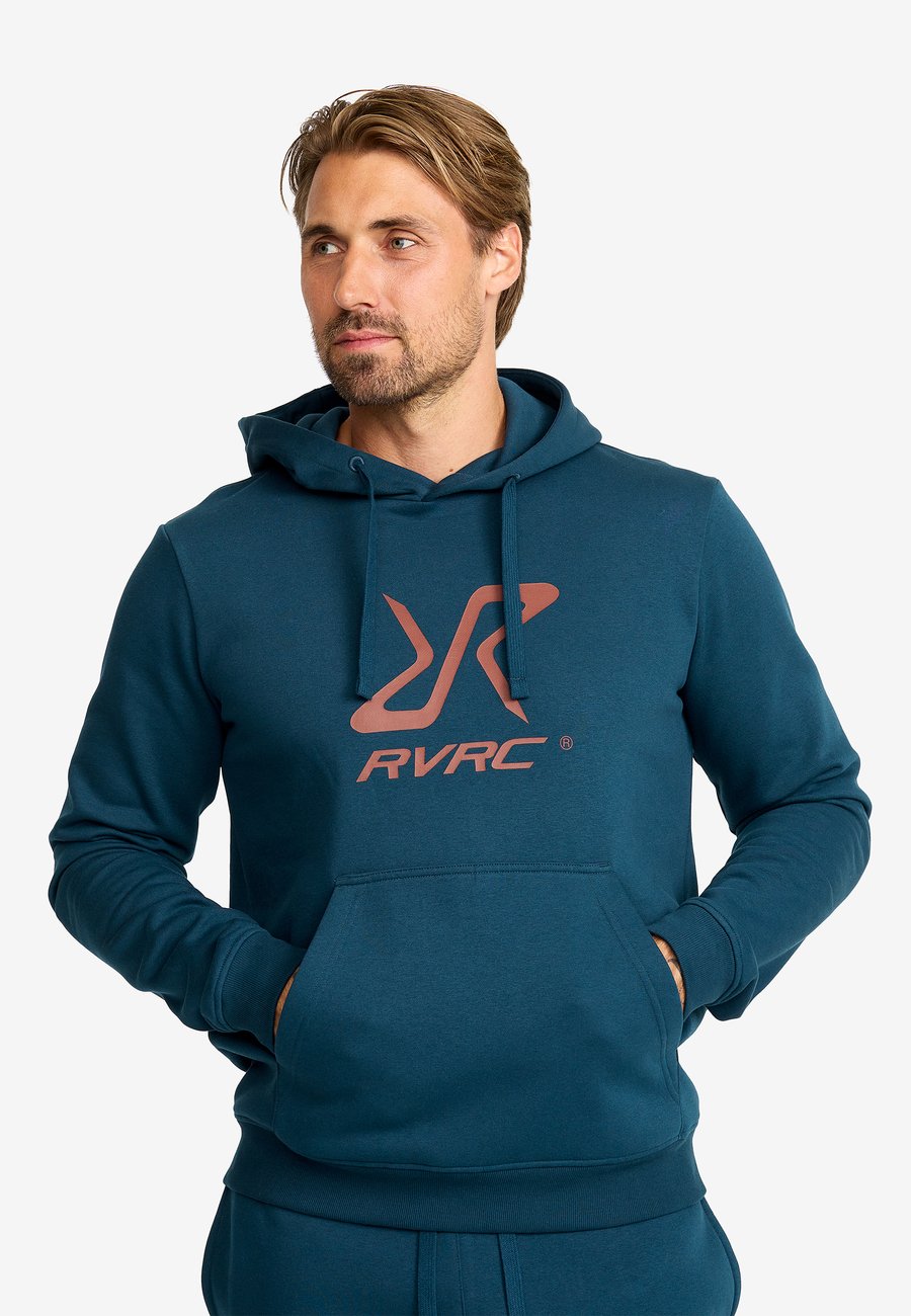 Худи RevolutionRace RVRC, Moonlit Ocean Smoked /Dark Blue
Худи RevolutionRace RVRC, Moonlit Ocean Smoked /Dark Blue