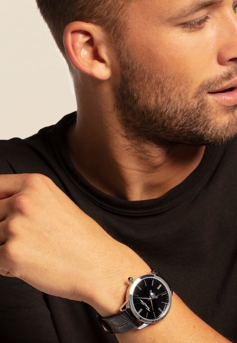 Часы REBEL SPIRIT MOONPHASE THOMAS SABO, черный
Часы REBEL SPIRIT MOONPHASE THOMAS SABO, черный