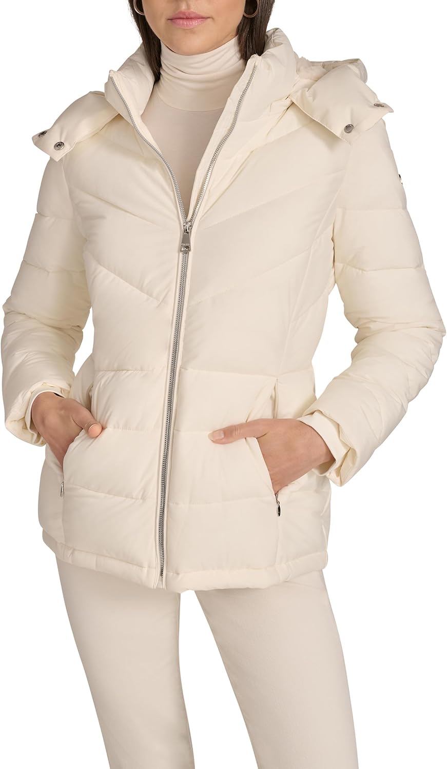 Calvin Klein Женская удлиненная куртка-пуховик с капюшоном на молнии, Warm Cream
Calvin Klein Женская удлиненная куртка-пуховик с капюшоном на молнии, Warm Cream