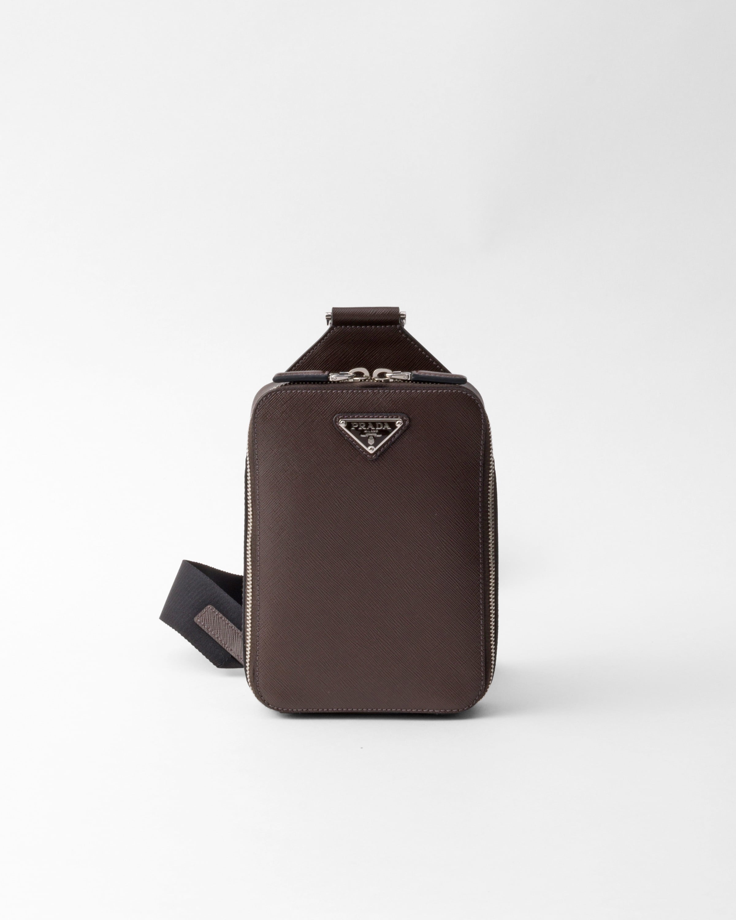 Сумка Prada Brique из сафьяновой кожи Prada, кофе
Сумка Prada Brique из сафьяновой кожи Prada, кофе