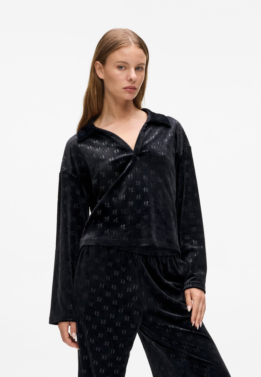 Пижамный топ KARL LAGERFELD MONOGRAM, Black
Пижамный топ KARL LAGERFELD MONOGRAM, Black