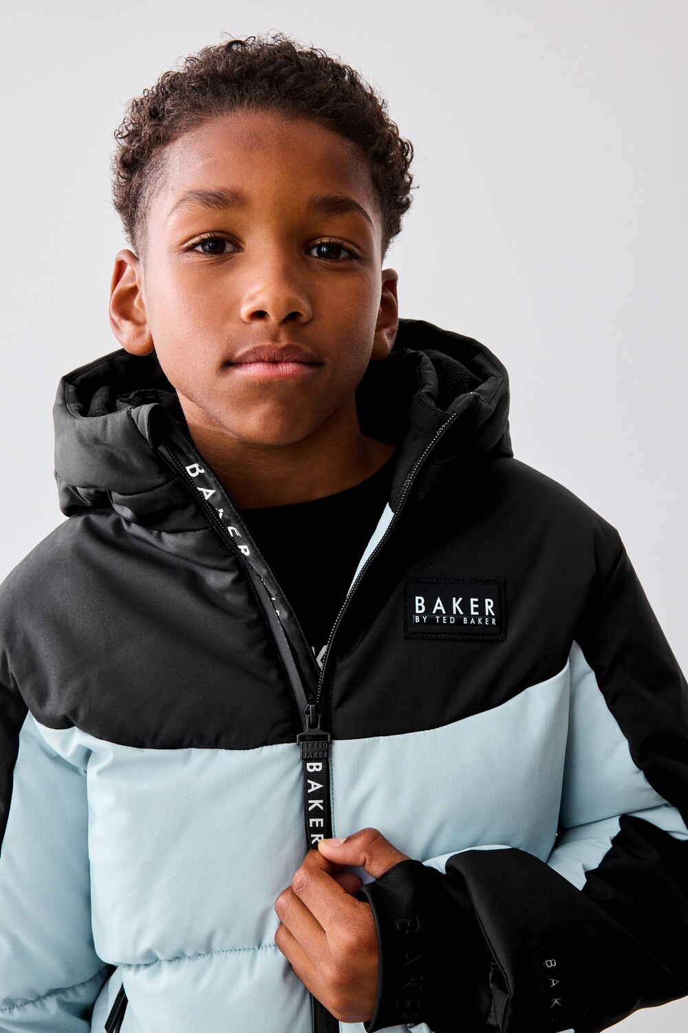 Водостойкое цветное пальто Baker By Ted Baker, синий
Водостойкое цветное пальто Baker By Ted Baker, синий