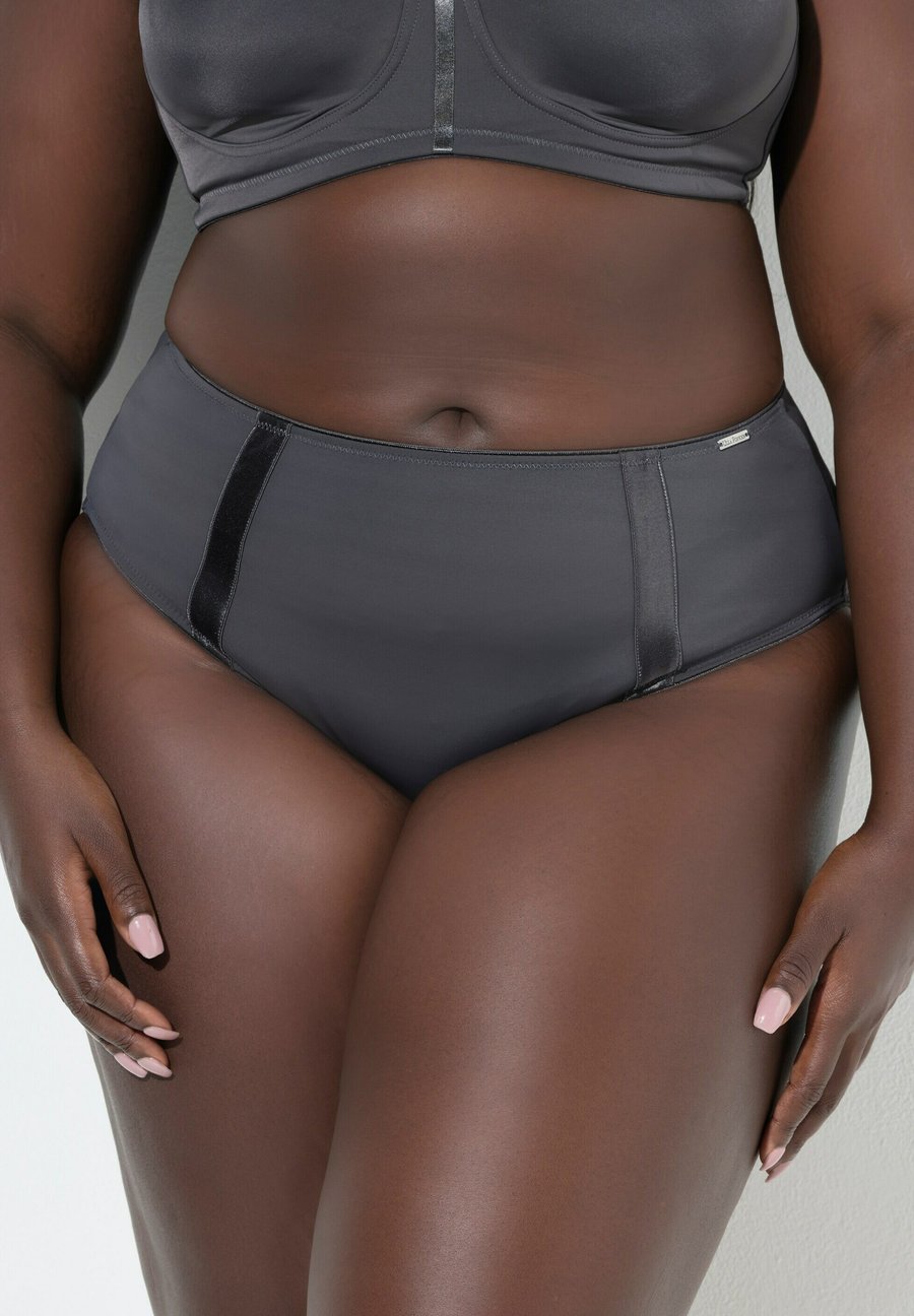 Брифы Ulla Popken MIDI BANDE EN, Dark Grey
Брифы Ulla Popken MIDI BANDE EN, Dark Grey