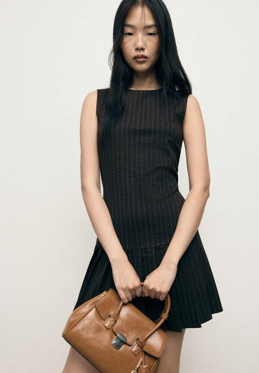 Платье Mango Shift dress, Grey
Платье Mango Shift dress, Grey