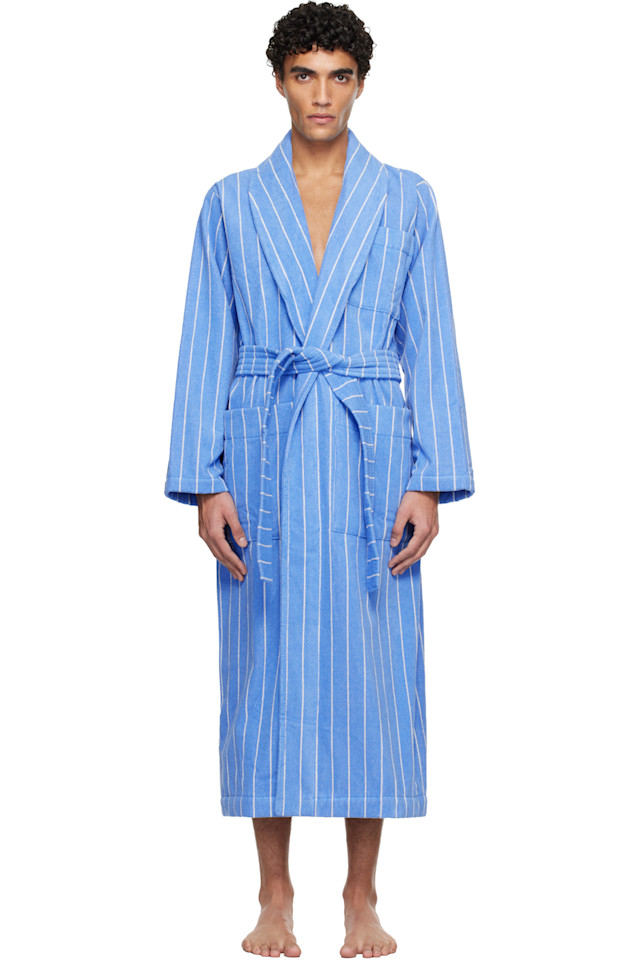 Tekla Классический махровый халат сине-белого цвета
Tekla Классический махровый халат сине-белого цвета