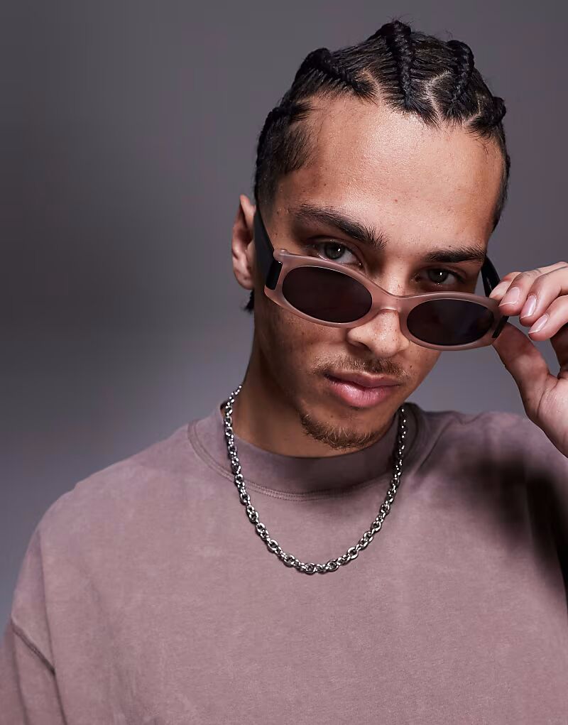 Солнцезащитные очки ASOS DESIGN Festival с закругленной черной металлической оправой и дымчатыми линзами
Солнцезащитные очки ASOS DESIGN Festival с закругленной черной металлической оправой и дымчатыми линзами