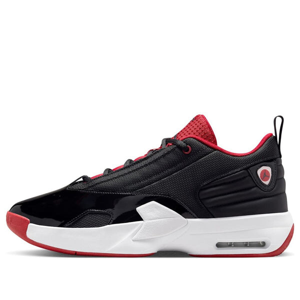Кроссовки max aura 6 'black white gym red' Air Jordan, черный 
Кроссовки max aura 6 'black white gym red' Air Jordan, черный