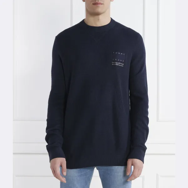Свитер стандартного кроя в тон с флагом Tjm reg strct Tommy Hilfiger, синий
Свитер стандартного кроя в тон с флагом Tjm reg strct Tommy Hilfiger, синий