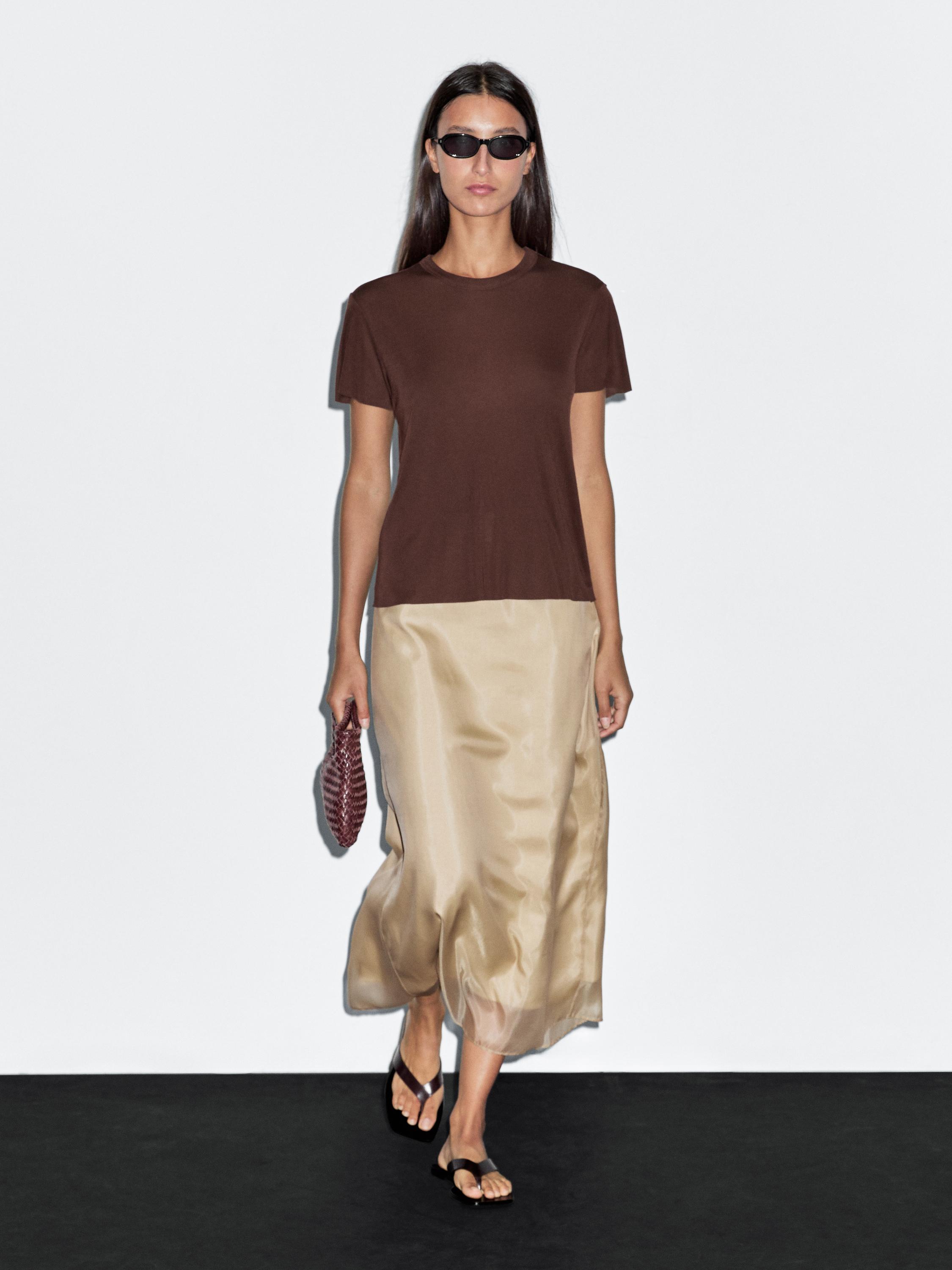 Футболка с короткими рукавами Massimo Dutti, коричневый
Футболка с короткими рукавами Massimo Dutti, коричневый