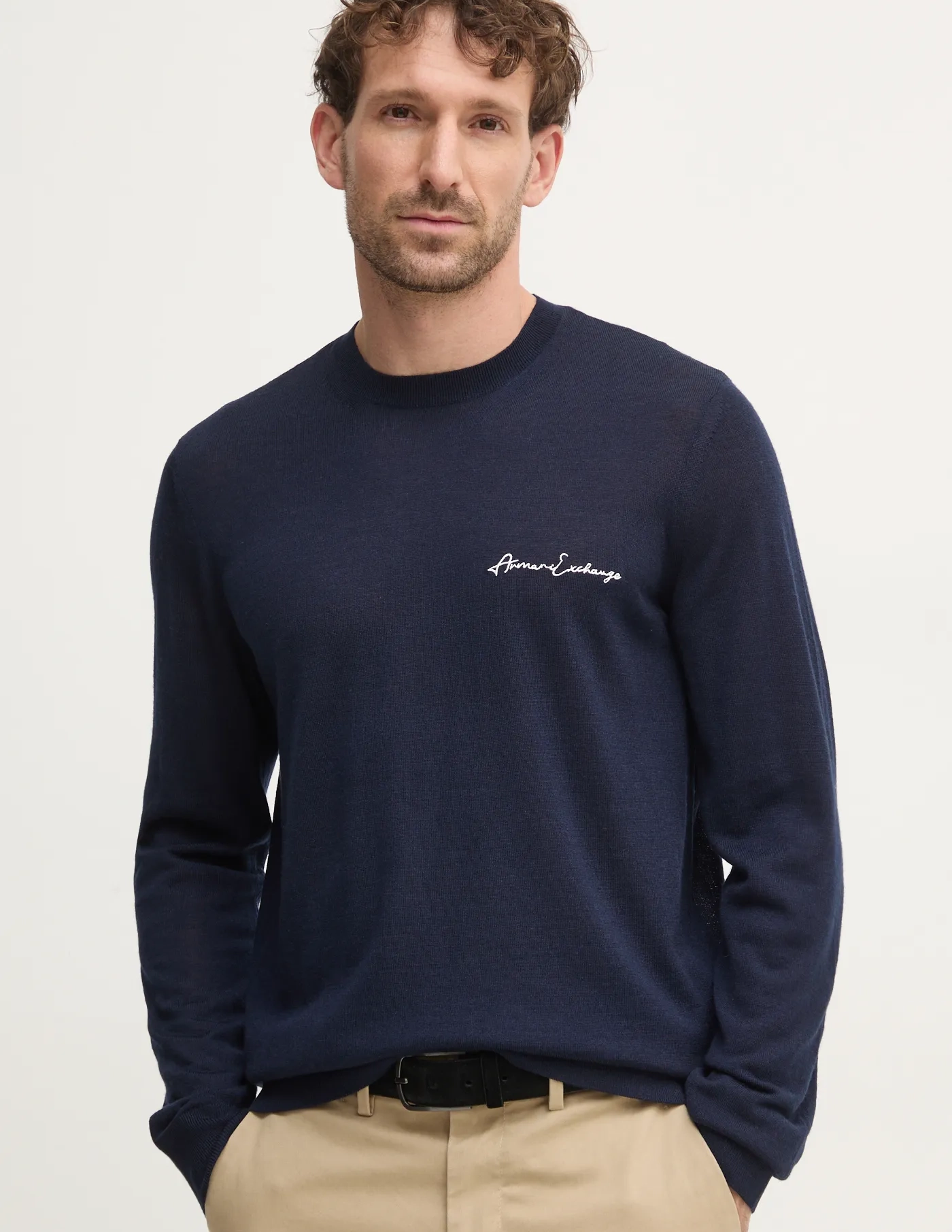 Шерстяной свитер Armani Exchange, темно-синий
Шерстяной свитер Armani Exchange, темно-синий