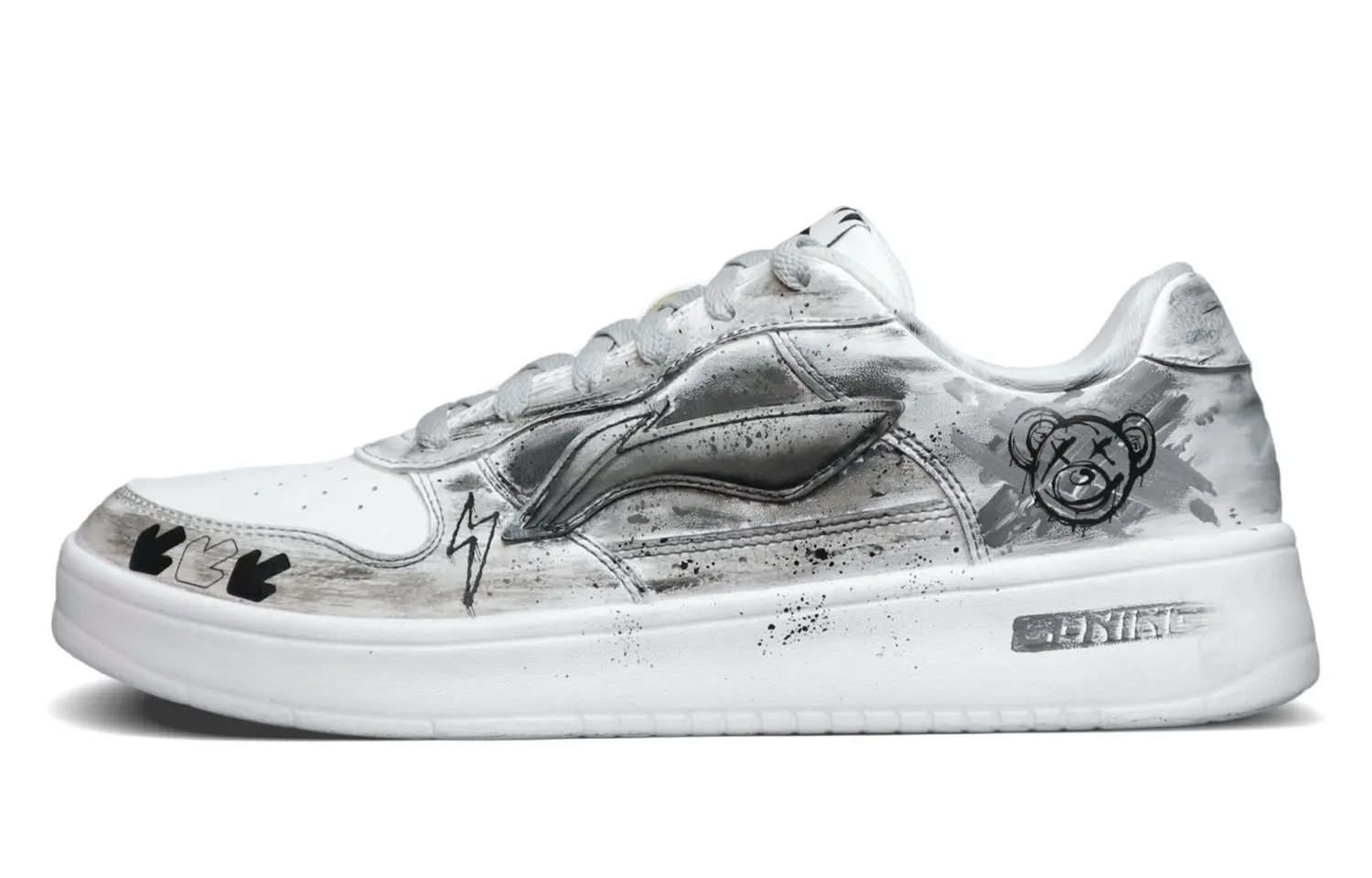 LINING Лининг Понтун Боутс противоскользящие и износостойкие дышащие низкие скейтбордские кроссовки мужские белый черный серый - белый черный серый, цвет White Black Gray
LINING Лининг Понтун Боутс противоскользящие и износостойкие дышащие низкие скейтбордские кроссовки мужские белый черный серый - белый черный серый, цвет White Black Gray