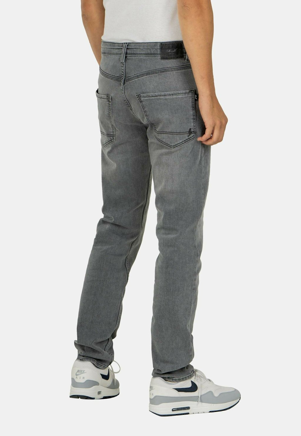 Джинсы прямого кроя NOVA Reell, серый
Джинсы прямого кроя NOVA Reell, серый