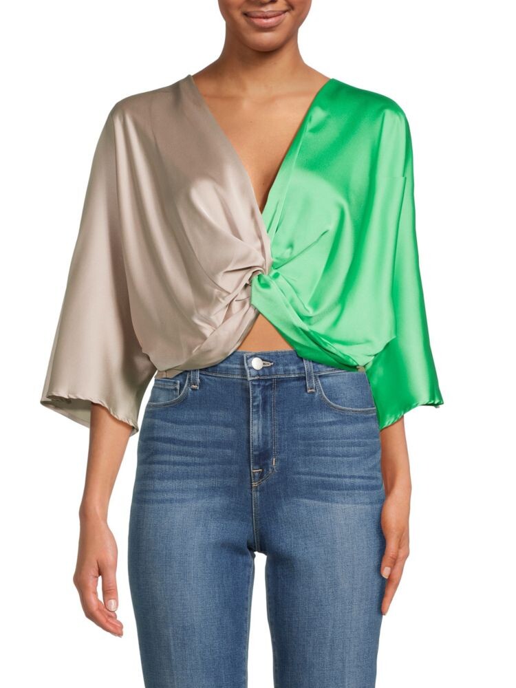 Атласный укороченный топ с закрученной передней частью Renee C., цвет Tea Green
Атласный укороченный топ с закрученной передней частью Renee C., цвет Tea Green