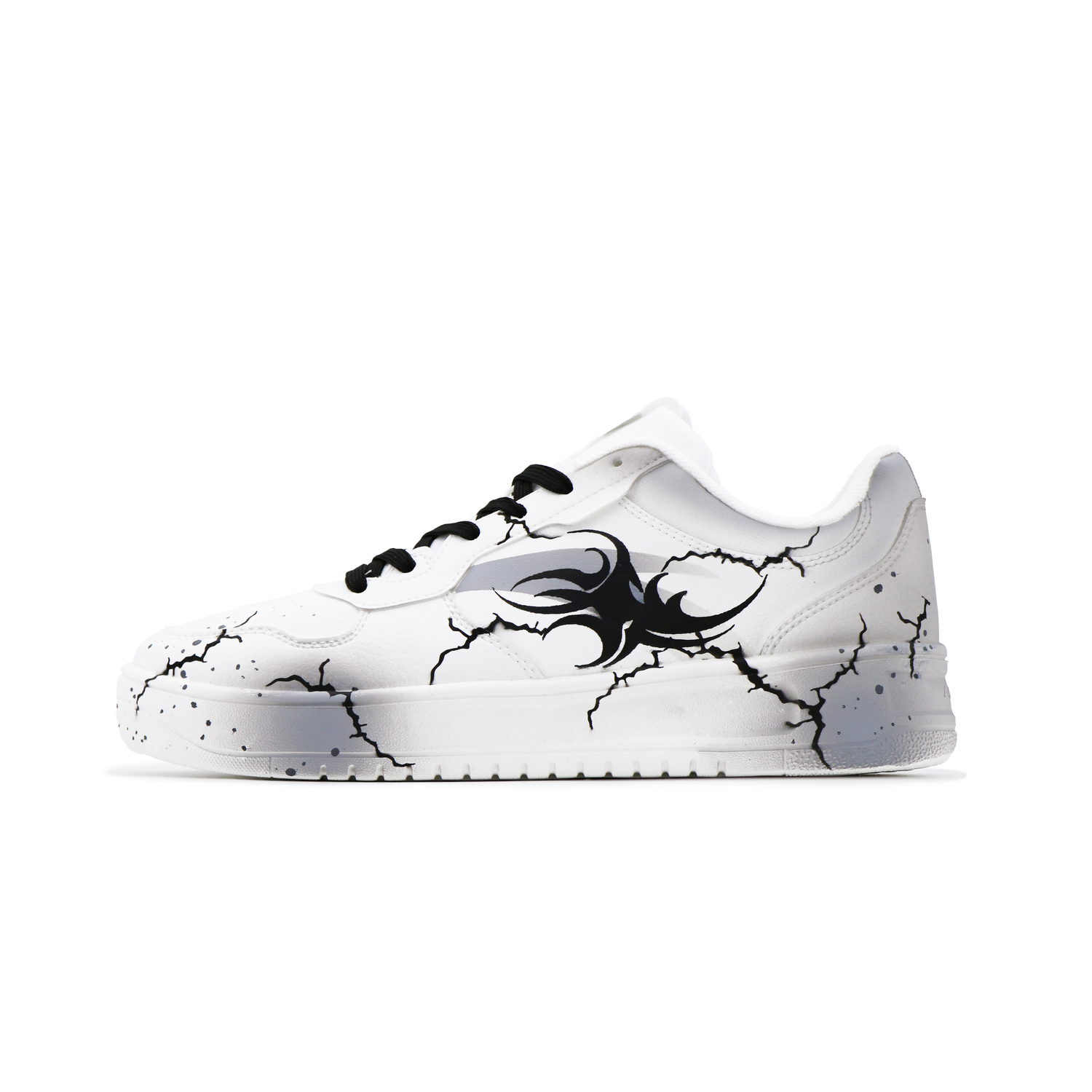 Расслабленные нескользящие амортизирующие низкие кроссовки для скейтбординга men's ANTA, черный/белый
Расслабленные нескользящие амортизирующие низкие кроссовки для скейтбординга men's ANTA, черный/белый