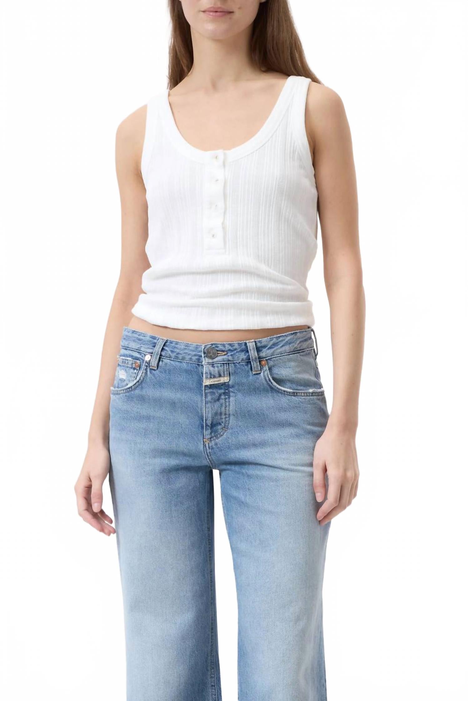 Рибленый топ с пуговицами в белом цвете CLOSED
Рибленый топ с пуговицами в белом цвете CLOSED