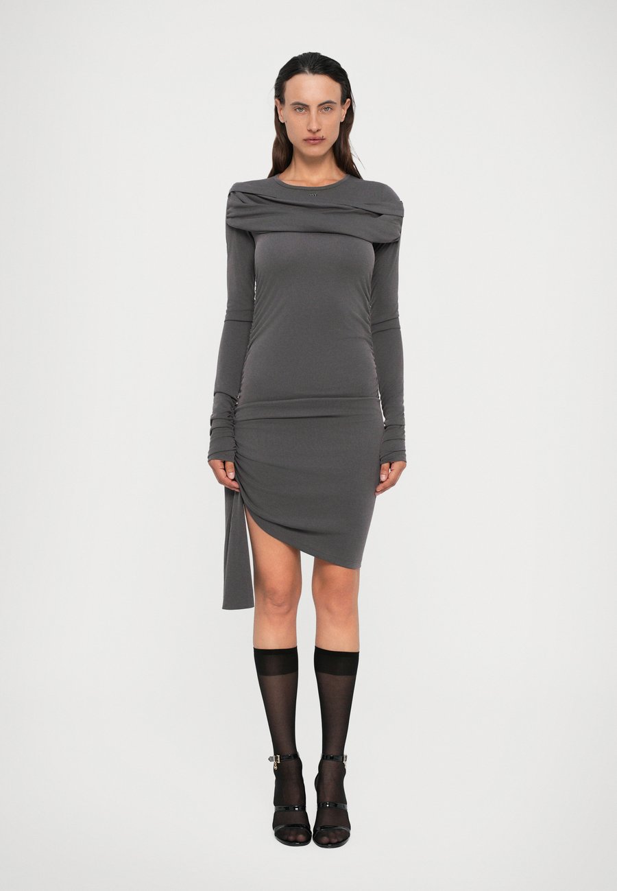 Платье MISBHV VIRGO MINI DRESS, Graphite/Anthracite
Платье MISBHV VIRGO MINI DRESS, Graphite/Anthracite