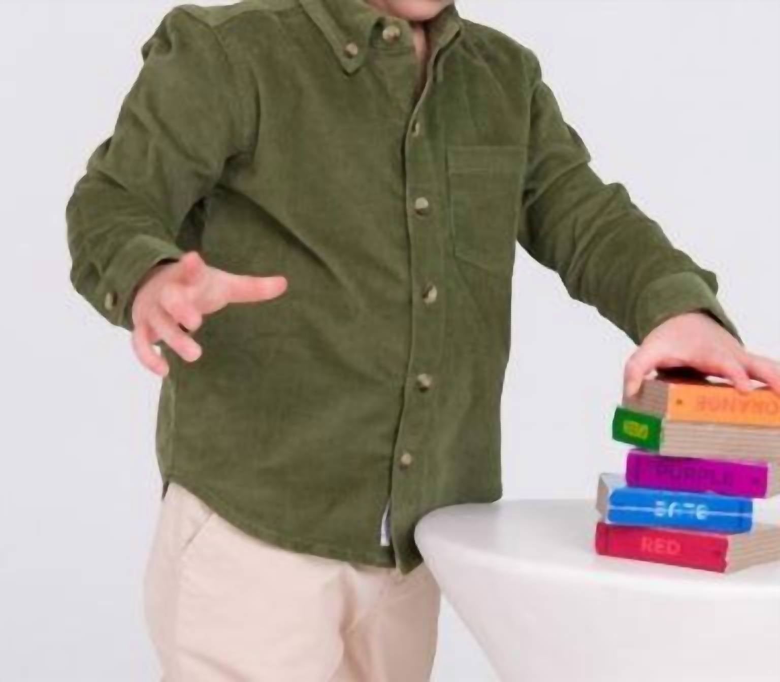 Рубашка для мальчиков из эластичного вельвета с длинными рукавами и пуговицами в цвете Dusty Olive RuffleButts
Рубашка для мальчиков из эластичного вельвета с длинными рукавами и пуговицами в цвете Dusty Olive RuffleButts