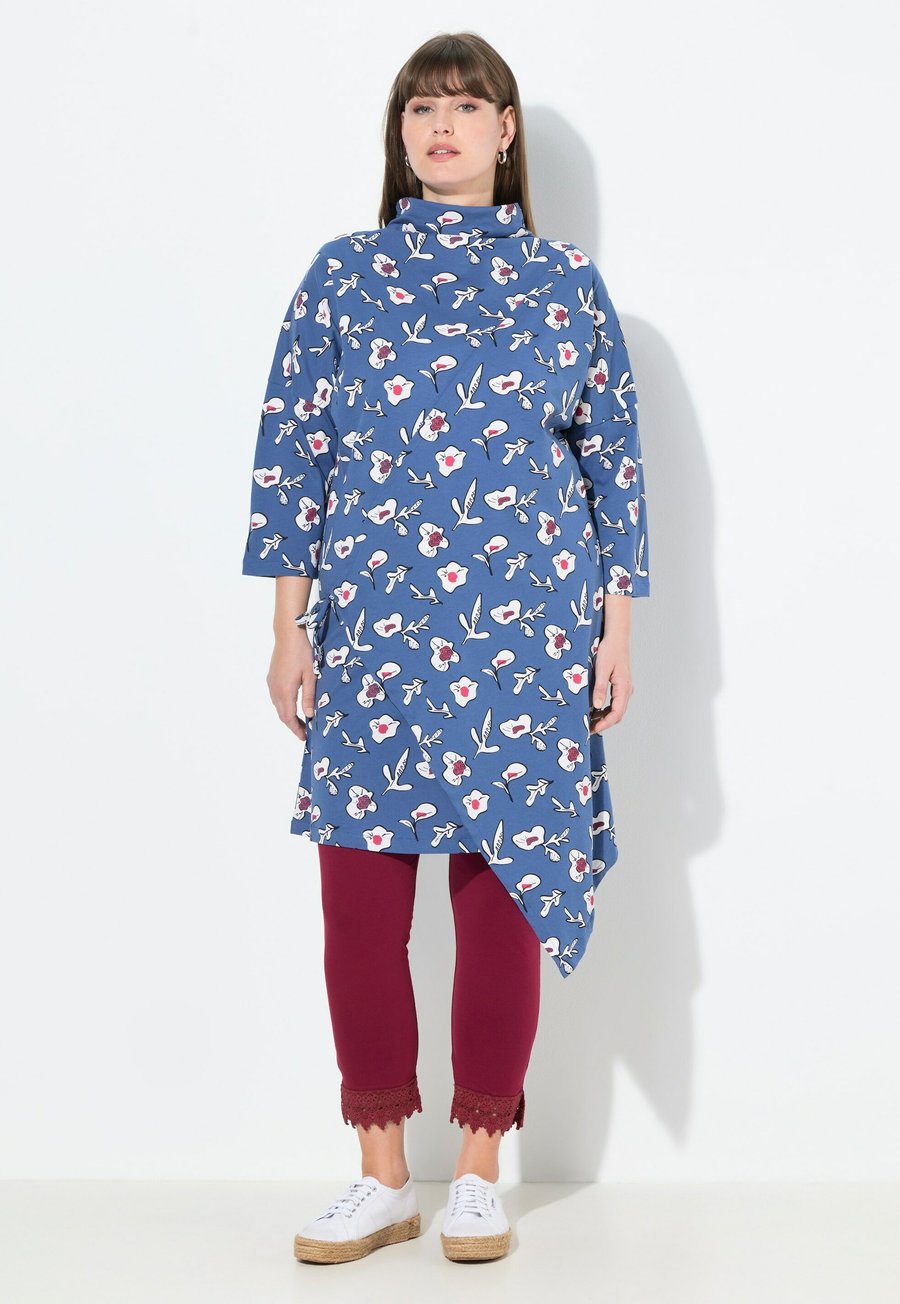 Платье Ulla Popken Day dress, Pale Sailing Blue/Blue
Платье Ulla Popken Day dress, Pale Sailing Blue/Blue