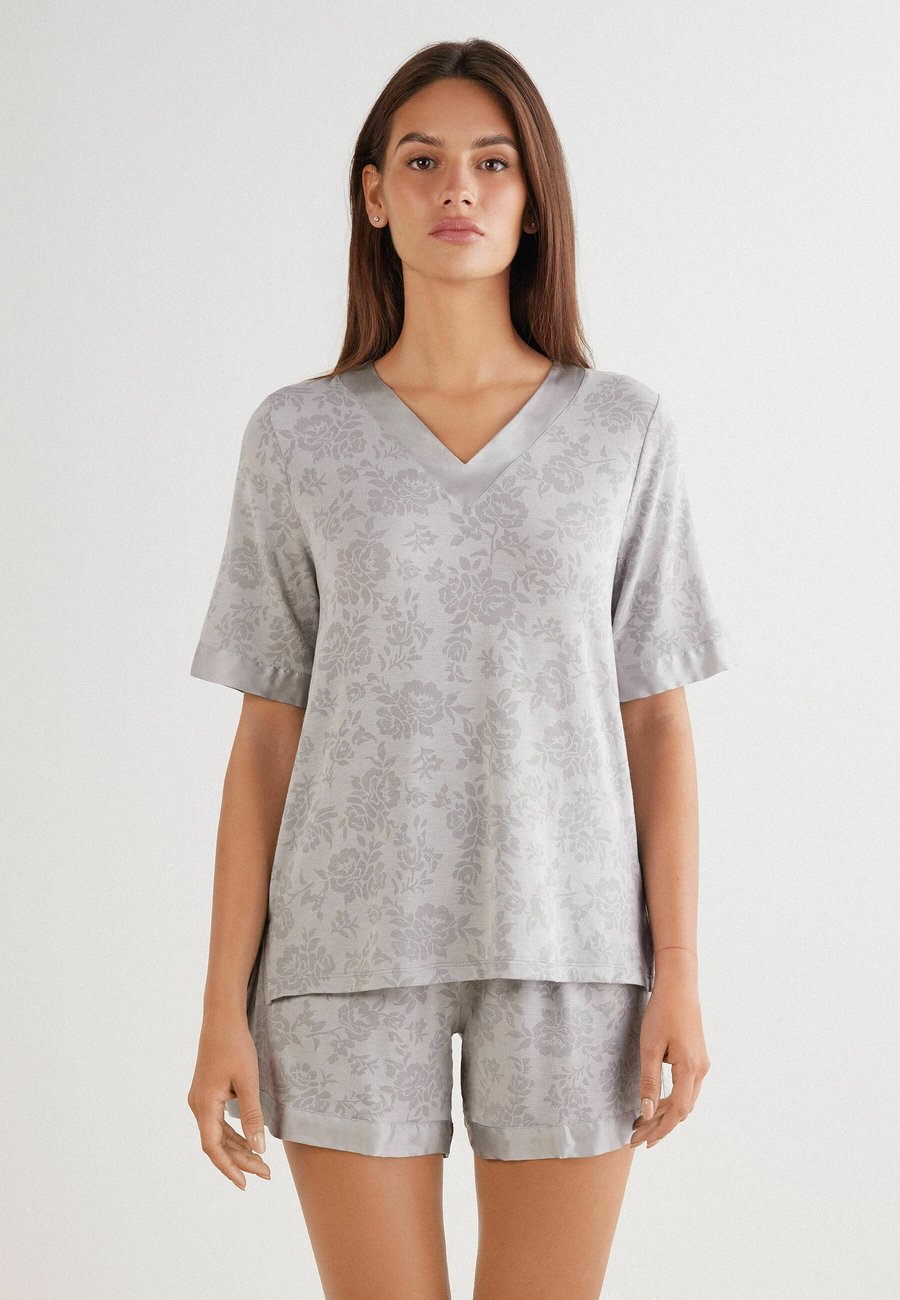 Пижамный комплект Intimissimi SET, Grey
Пижамный комплект Intimissimi SET, Grey