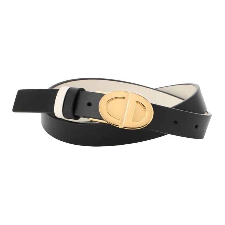 DIOR Телячья кожа, латунь, кожаный ремень Women's черный/белый ширина 2CM
DIOR Телячья кожа, латунь, кожаный ремень Women's черный/белый ширина 2CM