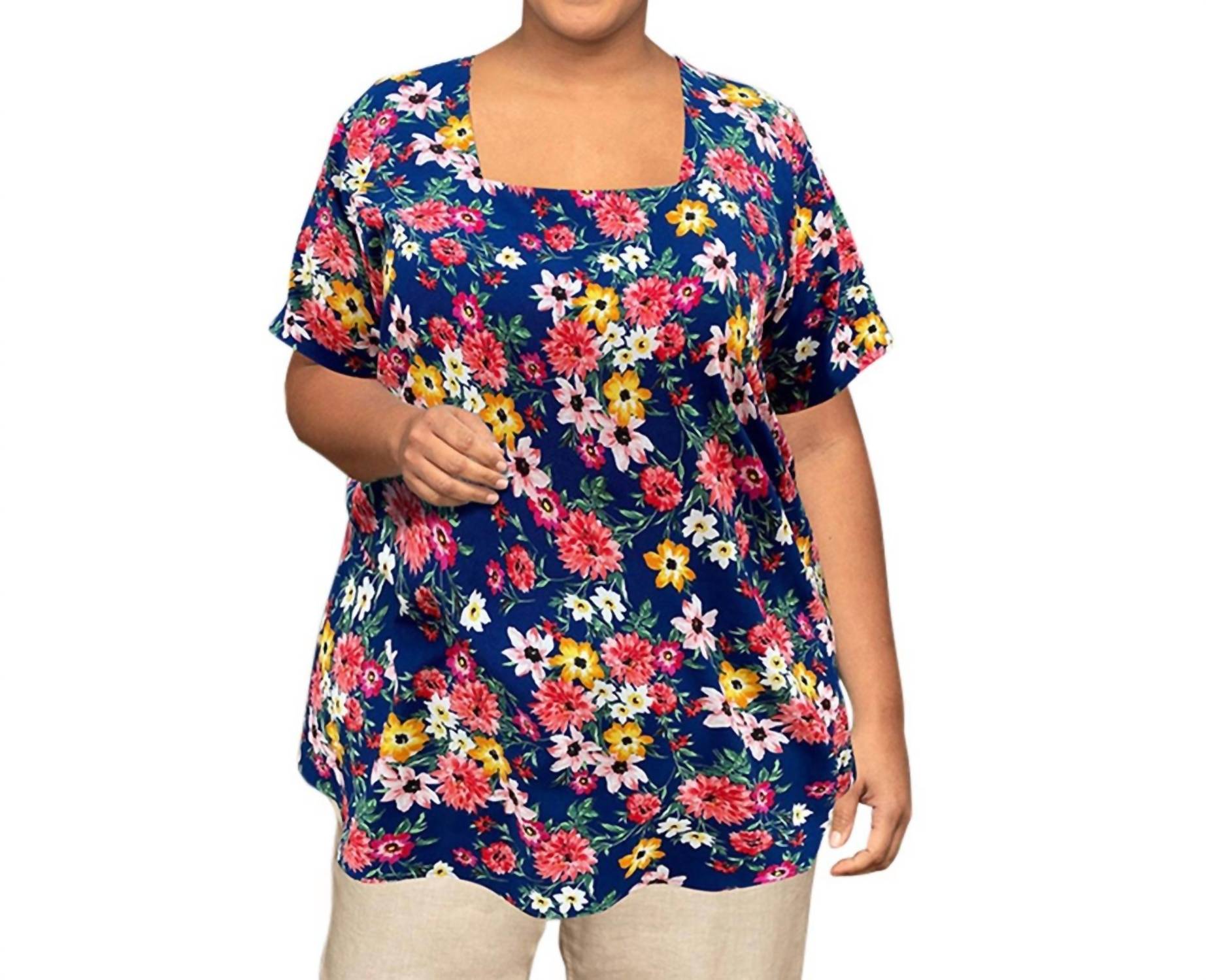 Туника с квадратным вырезом и принтом - Plus, темно-синяя, с цветочным принтом On The Plus Side
Туника с квадратным вырезом и принтом - Plus, темно-синяя, с цветочным принтом On The Plus Side