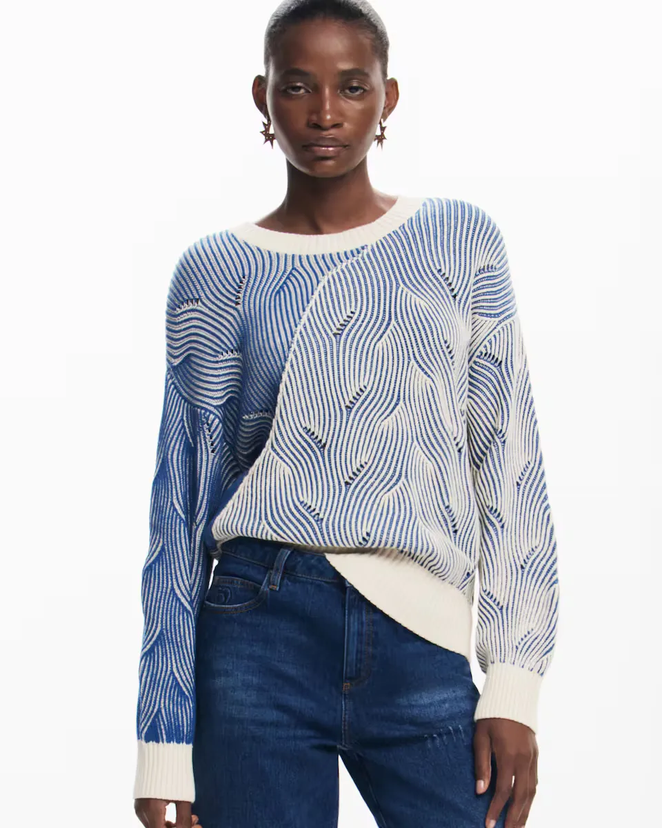 Женский двухцветный трикотажный свитер Desigual, синий
Женский двухцветный трикотажный свитер Desigual, синий